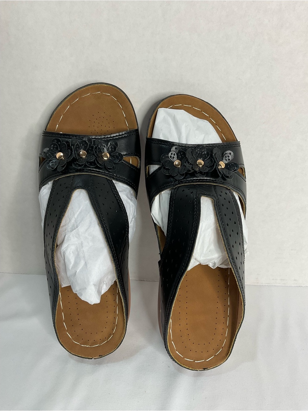 Local European Black Floral Accent Slip-On Sandals